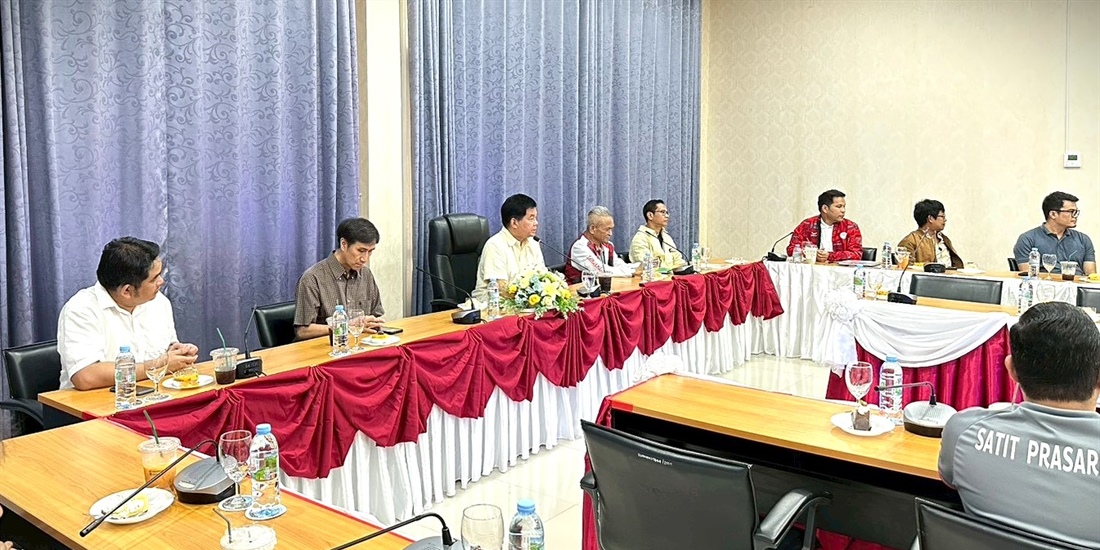 คณะผู้บริหารฯประชุมเพื่อกำหนดแผนพัฒนา มหาวิทยาลัยศรีนครินทรวิโรฒ_แม่สอด