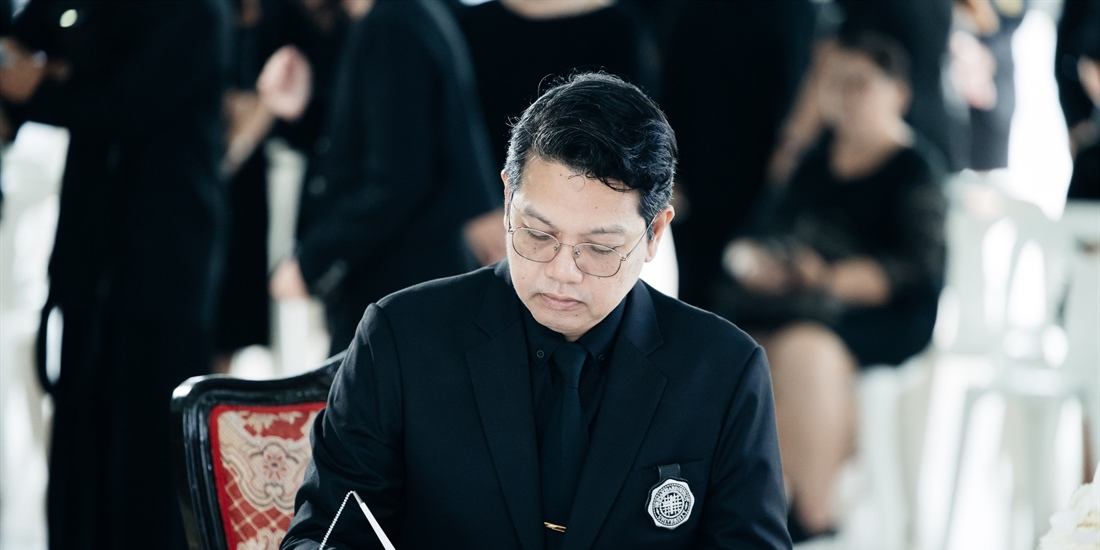 พิธีถวายความอาลัย  สมเด็จพระนางเจ้าสิริกิติ์ พระบรมราชินีนาถ...